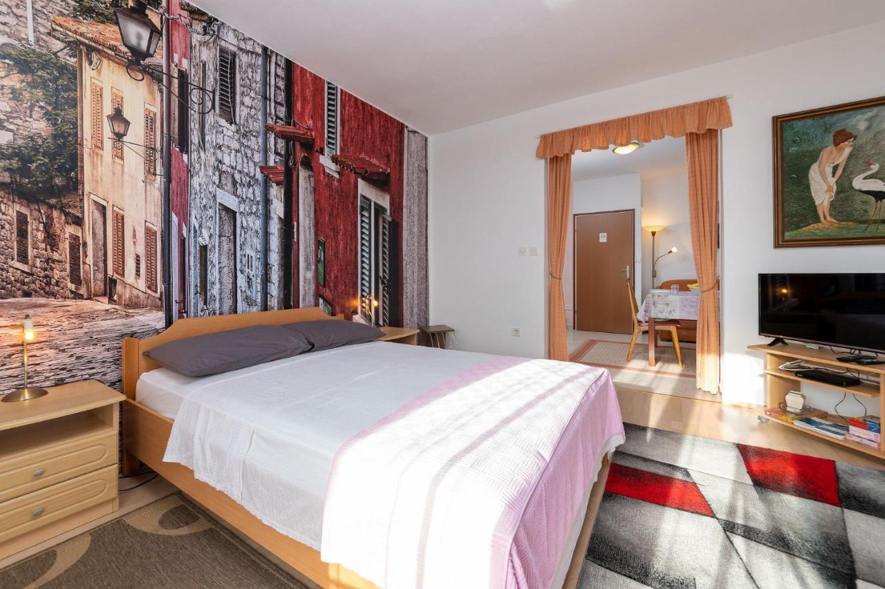 Apartments Pilicari (Adults Only) 罗维尼 外观 照片