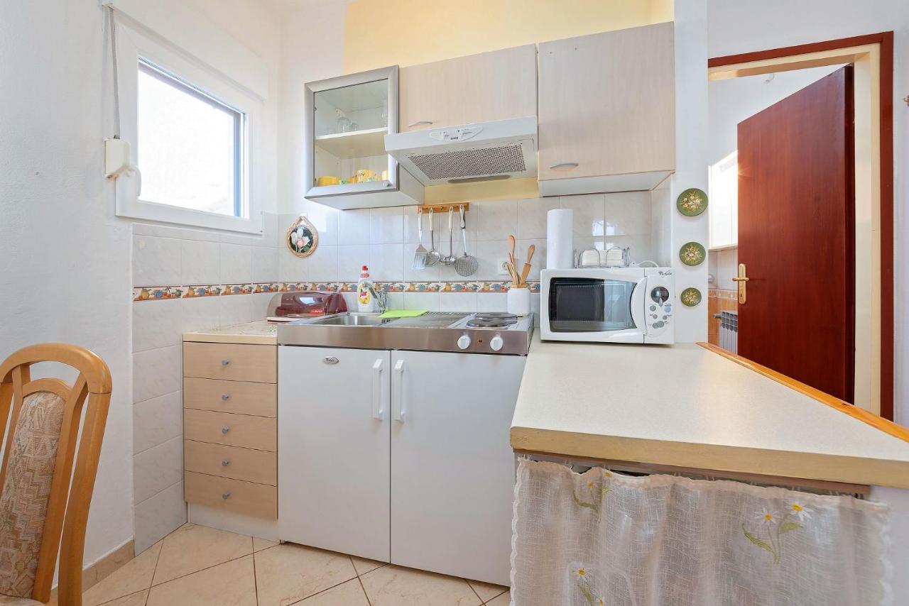 Apartments Pilicari (Adults Only) 罗维尼 外观 照片