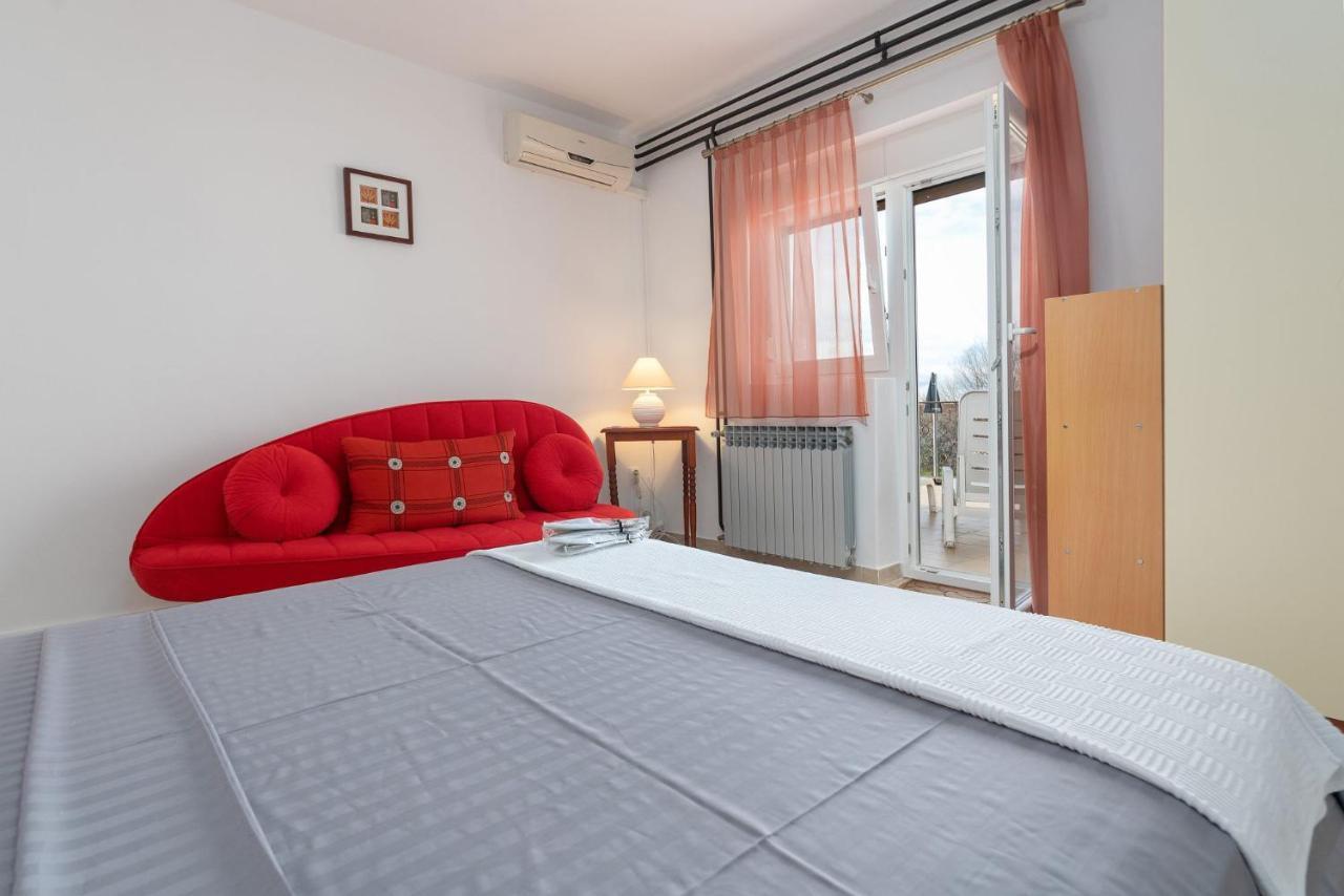Apartments Pilicari (Adults Only) 罗维尼 外观 照片