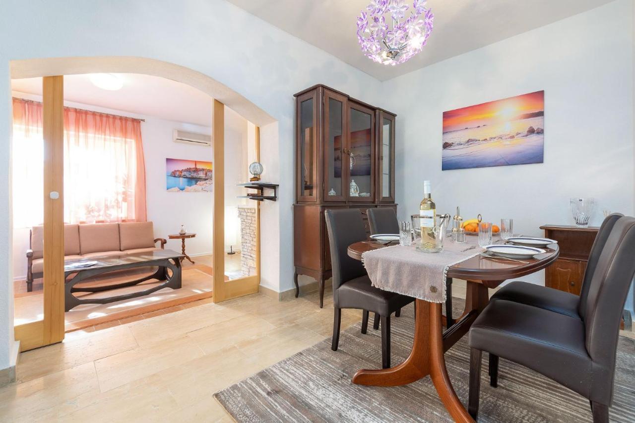 Apartments Pilicari (Adults Only) 罗维尼 外观 照片