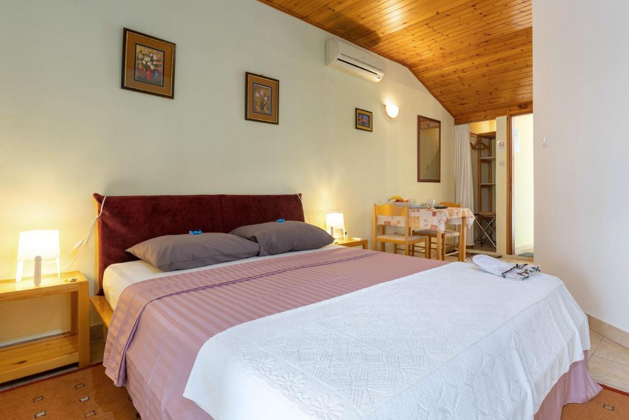 Apartments Pilicari (Adults Only) 罗维尼 外观 照片