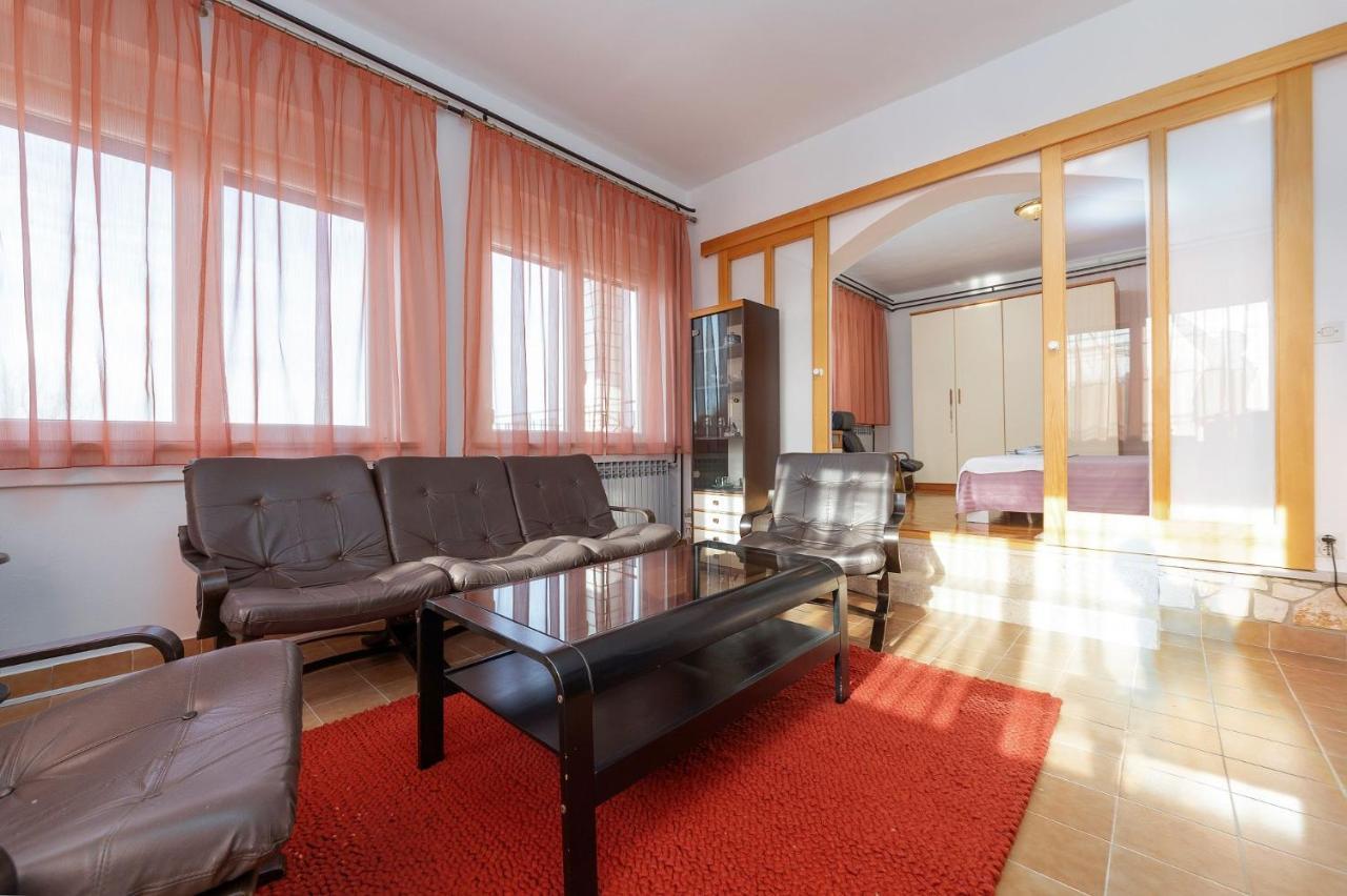 Apartments Pilicari (Adults Only) 罗维尼 外观 照片