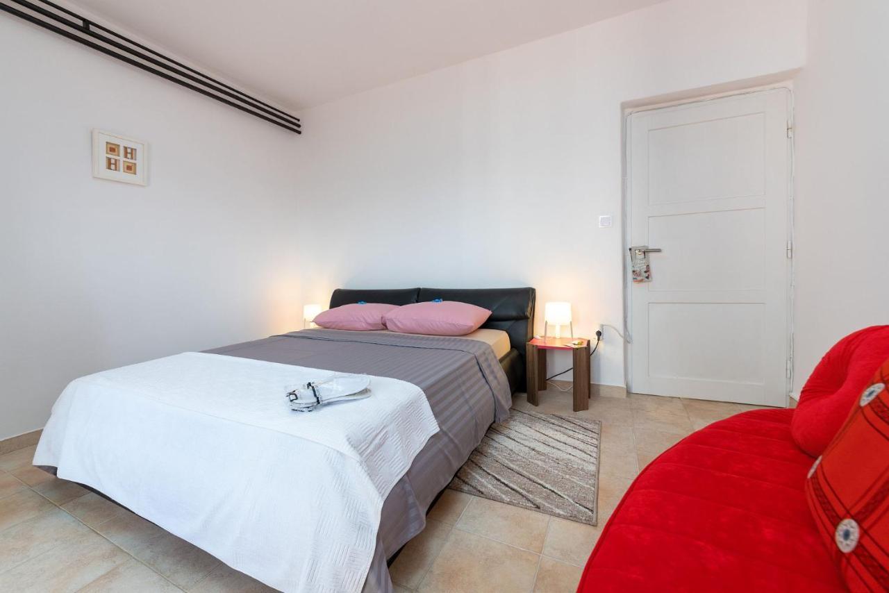 Apartments Pilicari (Adults Only) 罗维尼 外观 照片