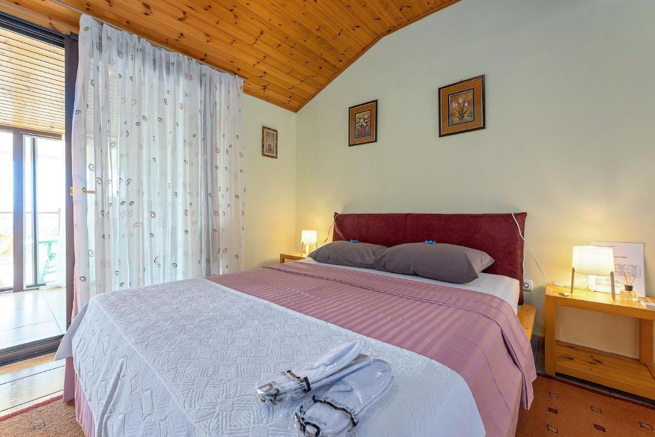 Apartments Pilicari (Adults Only) 罗维尼 外观 照片