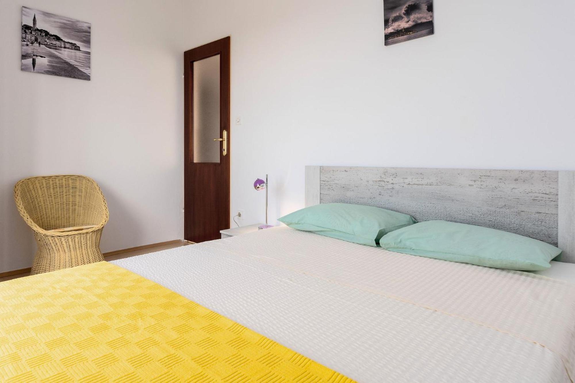 Apartments Pilicari (Adults Only) 罗维尼 客房 照片